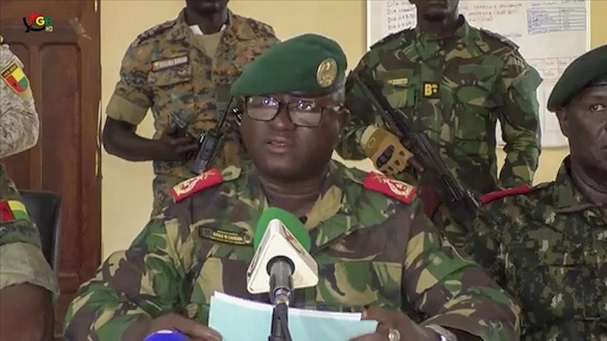Afrika Birliği, Gine Bissau'nun üyeliğini askıya aldı
