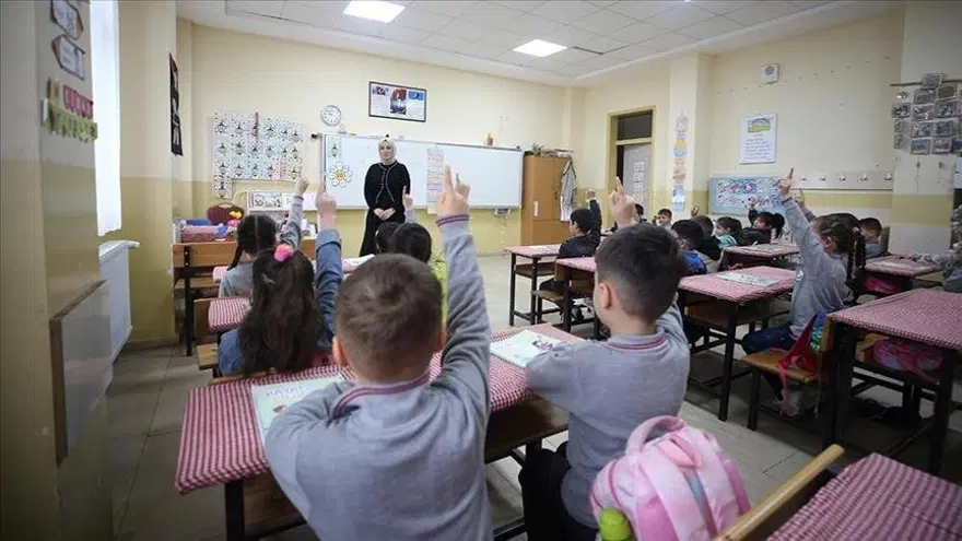 YARIYIL VE İKİNCİ ARA TATİL NE ZAMAN? 2