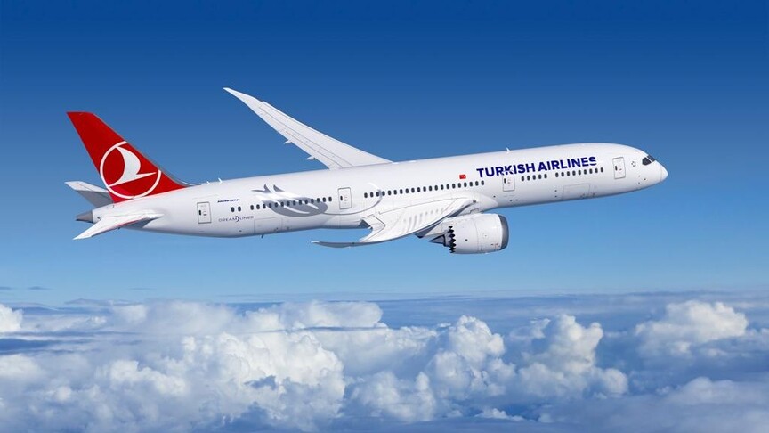 THY uçağının kanadı antene çarptı, yolcular tahliy