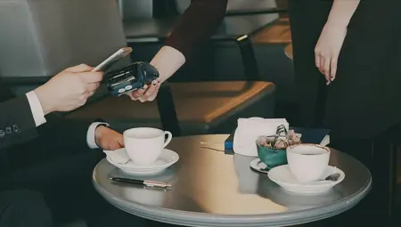 Servis ücretine dev ceza. Bakanlık "Hangi gerekçeyle yapılırsa yapılsın" dedi, cezayı açıkladı