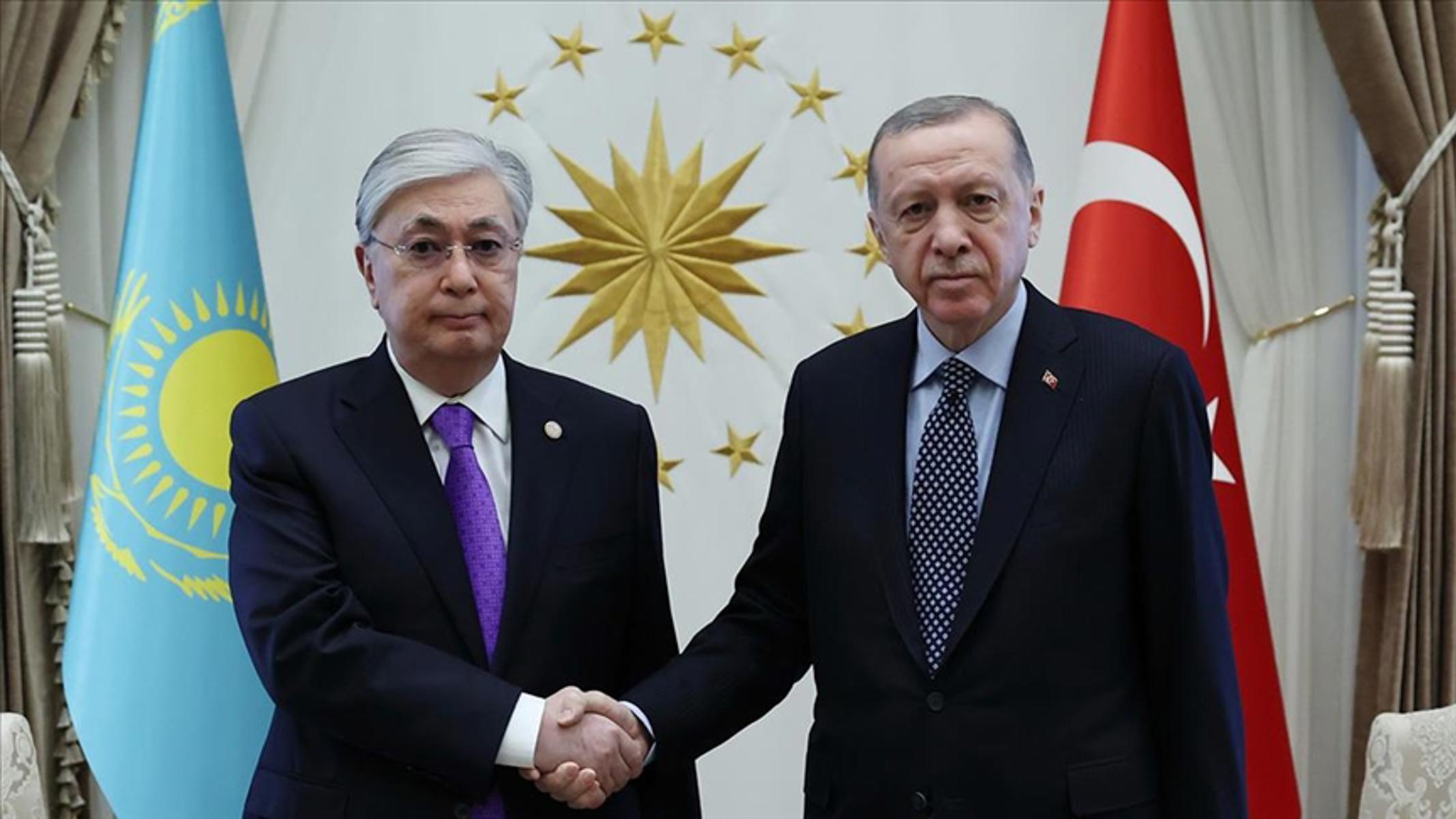 Cumhurbaşkanı Erdoğan, Kazakistanlı mevkidaşı cile görüştü