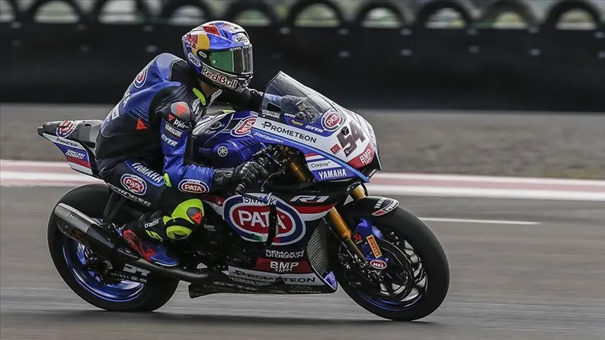 İLK YARIŞINI 17. BİTİRDİ 1