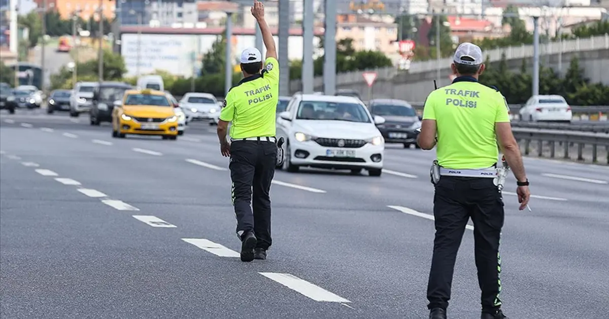 İstanbullular dikkat! Saat 12.00'den sonra bu yollar kapalı