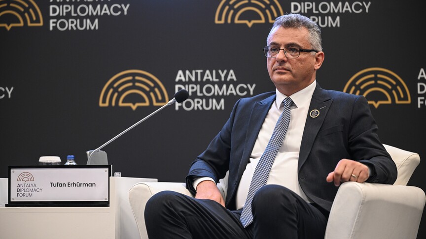KKTC Cumhurbaşkanı Tufan Erhürman hastaneye kaldırıldı haber görseli