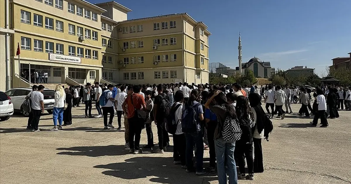 Malatya'da okullar tatil oldu mu, yarın tatil edilecek mi? Depremin ardından Vali Yavuz açıkladı