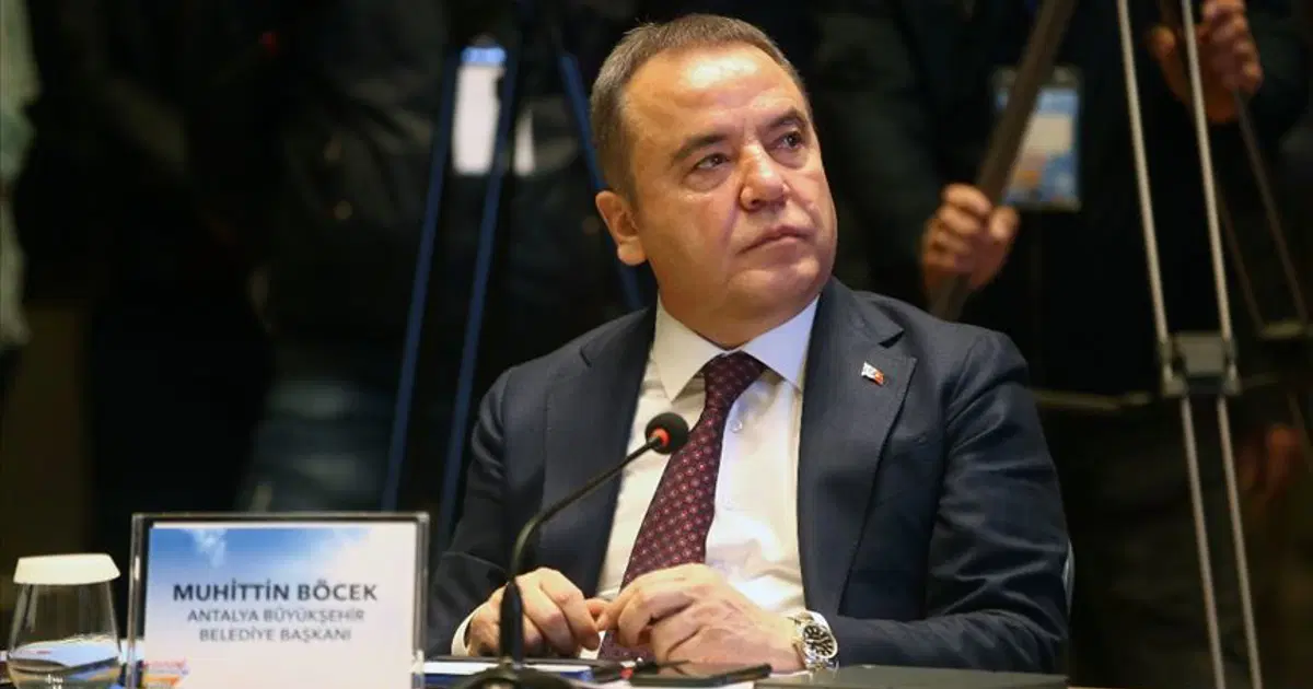 Muhittin Böcek ek ifade verdi. "Adaylık için 15 milyon euro istedi" iddiası