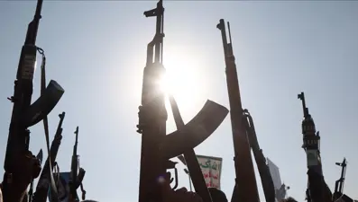 Yemen’de askeri tugaya hava saldırısı