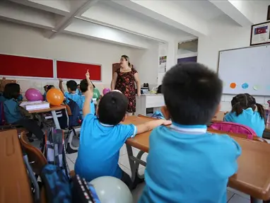 3 Aralık okullar tatil mi, 3 Aralık ne günü? Öğrencilerin gözü o tarihte