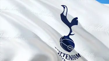 Tottenham'a "Nazi selamı" cezası