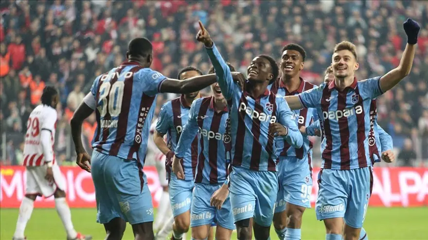 TRABZONSPOR YENİDEN ÇIKIŞ ARIYOR 2