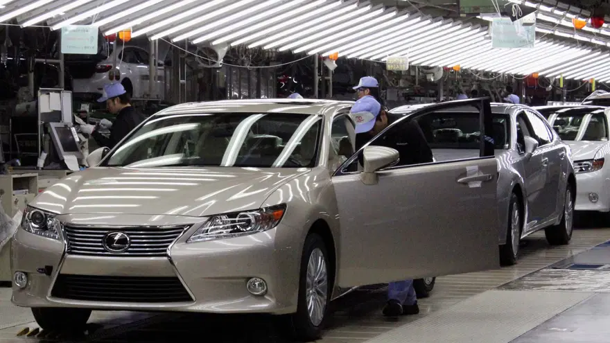 Toyota ve Lexus sahipleri, 12 voltluk akü arızası nedeniyle araç içinde mahsur kaldı Toyota ve Lexus sahipleri, 12 voltluk akü arızası nedeniyle araç içinde mahsur kaldı