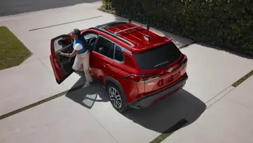 Toyota'dan Corolla atağı. 3 sıra koltuğu olacak