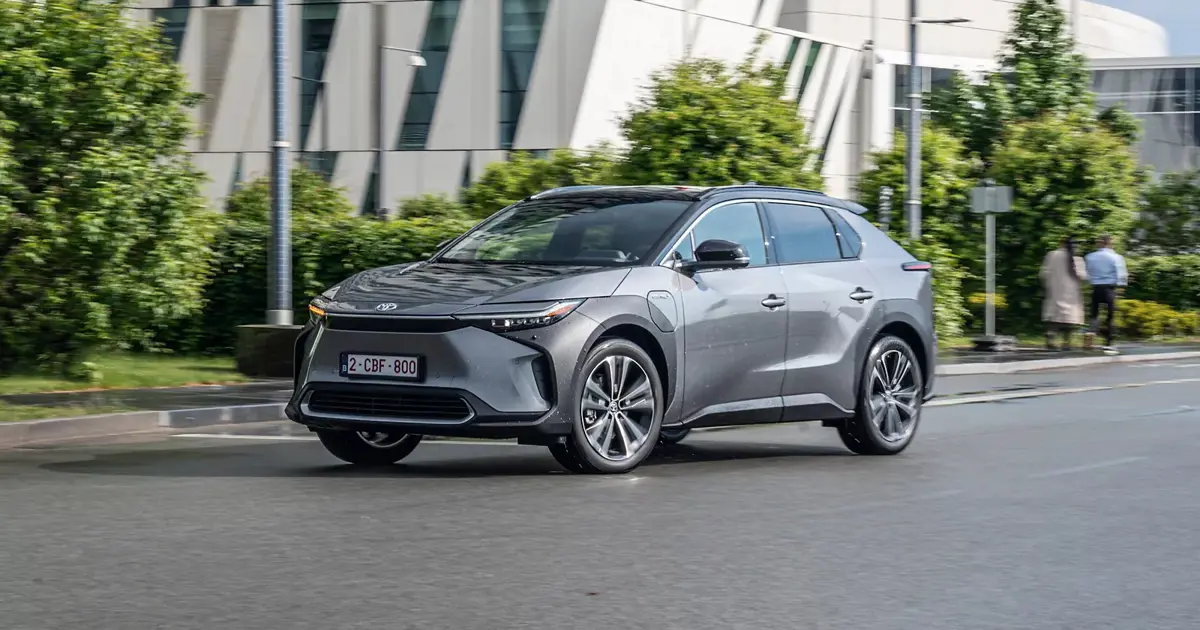 Toyota güç kaybetmeye başladı