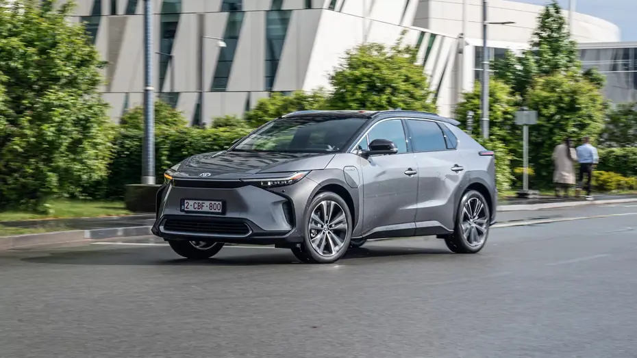 Toyota güç kaybetmeye başladı