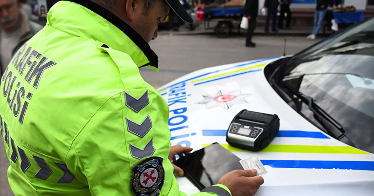 Trafik cezaları teklifi TBMM'de. Kural ihlallerine ağır cezalar geliyor