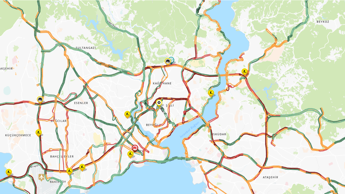 İstanbul'da trafik kilit. Yoğunluk yüzde 87'ye çıktı