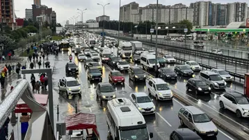 300 bin lirayı aştı, yüzde 12,5 zam geldi. Araç sahipleri ödemeden kontak çeviremeyecek