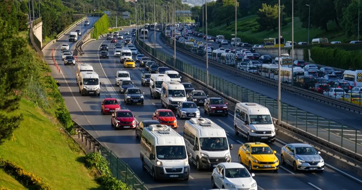 İstanbullular dikkat! Bu yollar 03.00'ten 15.00'e kadar trafiğe kapalı olacak