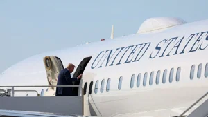 Trump'tan gizli uçuş açıklaması: "Benim uçağım daha büyük risk altındaydı" Trump'tan gizli uçuş açıklaması: "Benim uçağım daha büyük risk altındaydı"