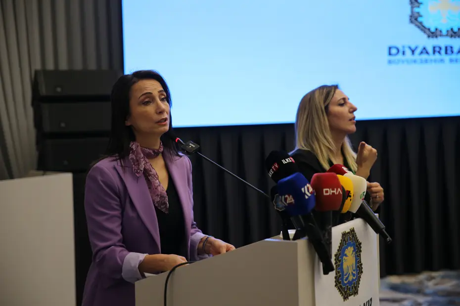 DEM Parti Eş Genel Başkanı Hatimoğlu'ndan CHP mesajı