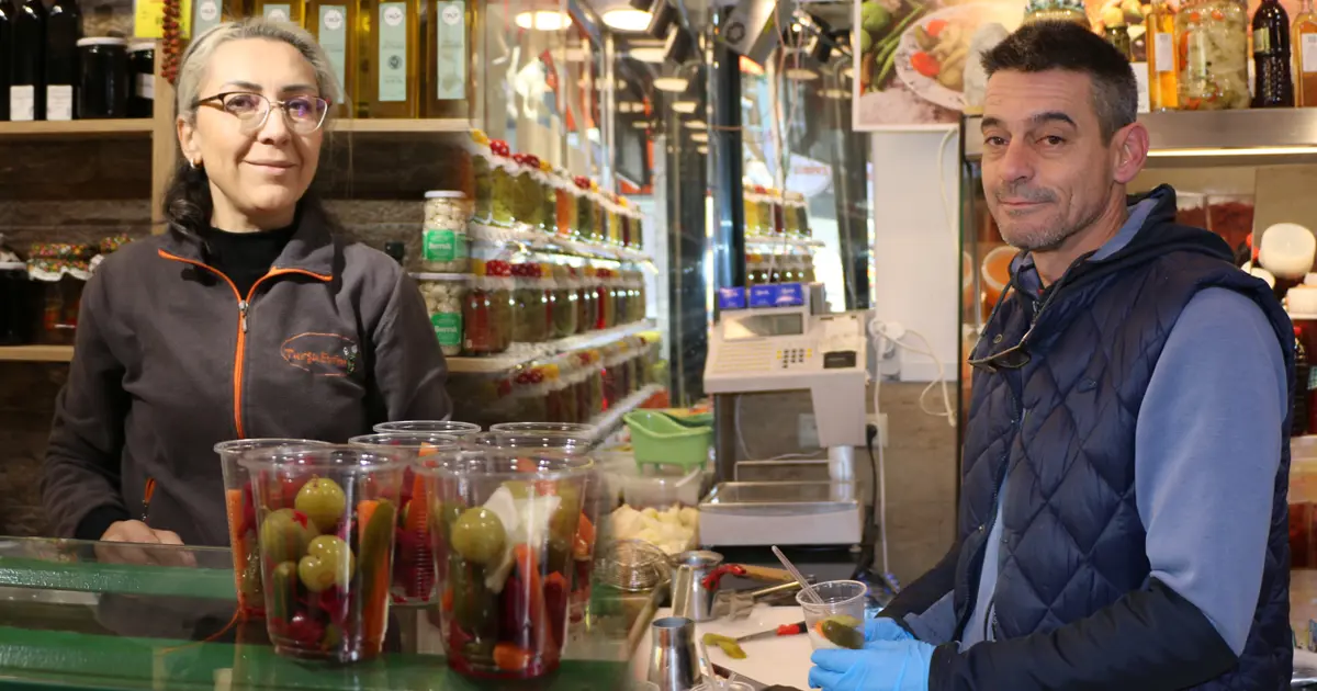 Turşu limonla mı sirkeyle mi yapılır? "Neşeli Günler" filmindeki turşucu gerçek oldu