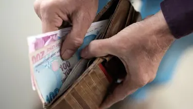 Emekli maaşı farkı ödemesi. SGK ödeme tarihini açıkladı