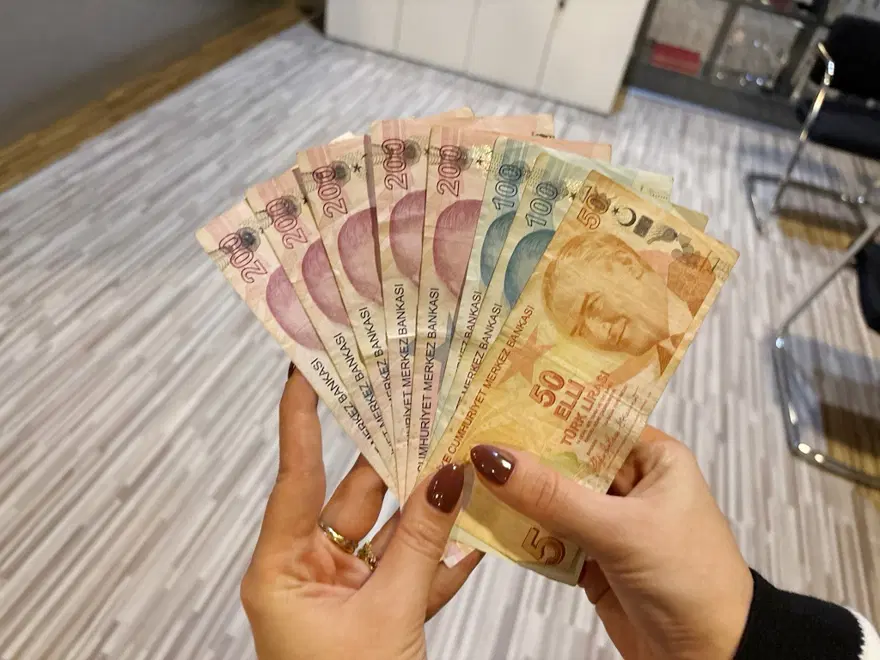 EKRAN TAKTIRANLARA DA CEZA KESİLECEK 12