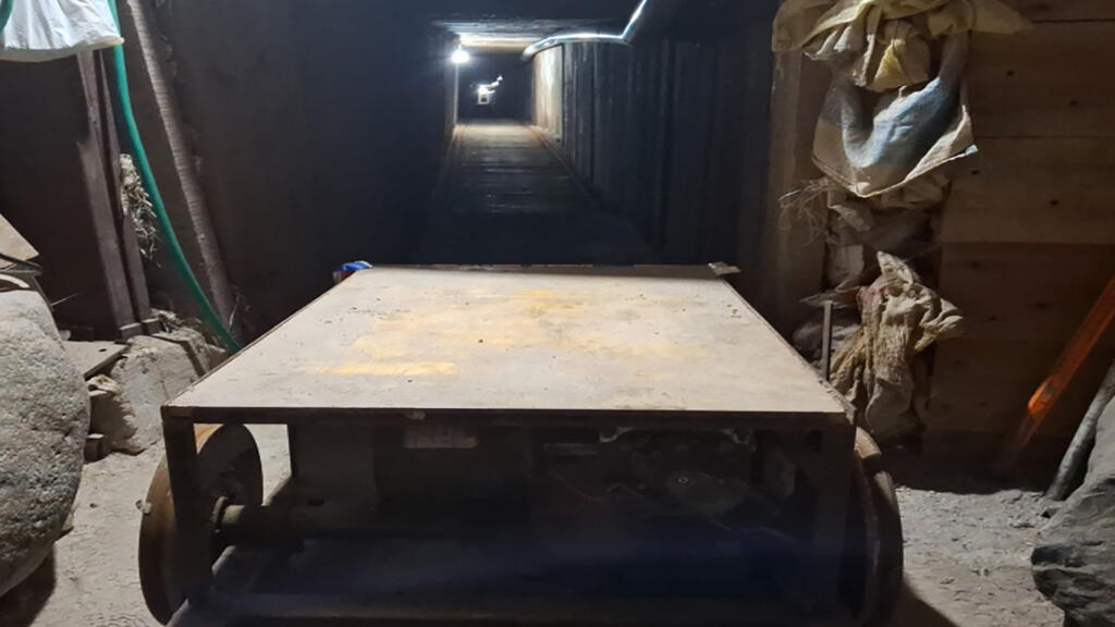 ABD-Meksika sınırında 590 metrelik kaçakçılık tüneli bulundu. 1 ton uyuşturucu yakalandı