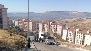 Şırnak'ta TIR devrildi: 1 yaralı