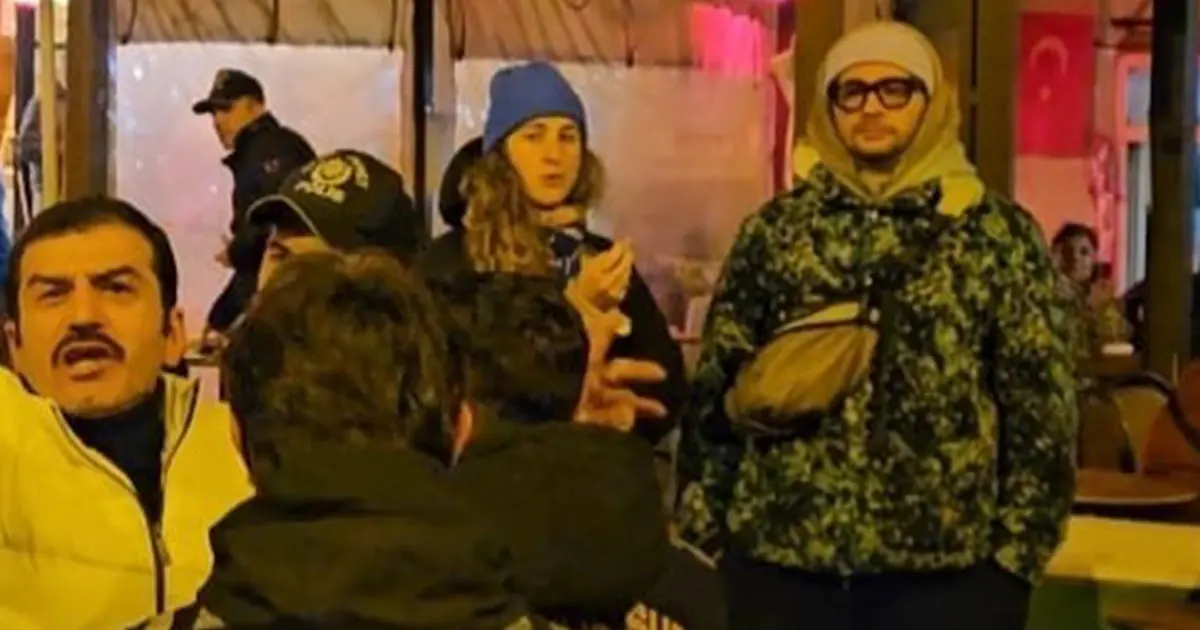 Oyuncu Ufuk Bayraktar 8 Mart Dünya Kadınlar Günü yürüyüşünde olay çıkardı