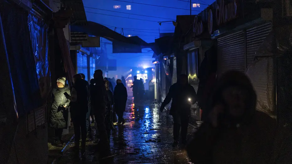 Rusya Donetsk'te pazar yerini vurdu