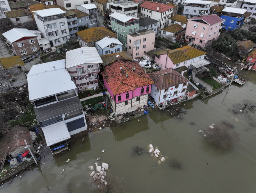 Türkiye'nin "Küçük Venedik"inde sular kapıya dayandı! 