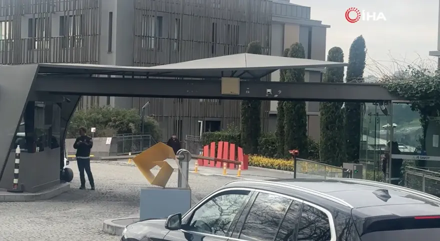 "PARAYI ŞAHSİ HESAPLARINA AKTARDI" 1