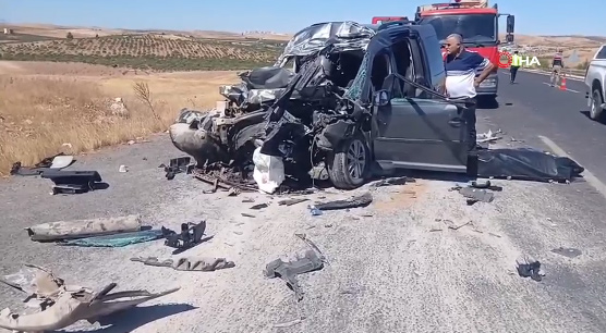 Şanlıurfa'da katliam gibi kaza: Dört ölü, iki ağır yaralı
