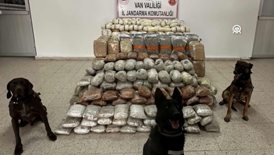 Kilolarca uyuşturucu ele geçirildi