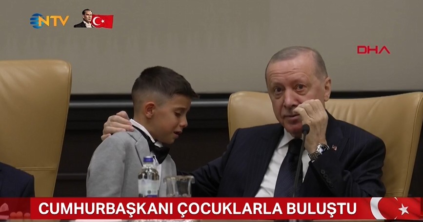 Cumhurbaşkanı Erdoğan Külliye'de çocuklarla bir araya geldi. Külliye'de duygusal anlar... | NTV Haber