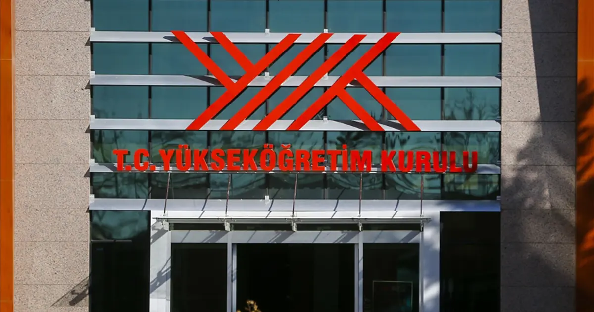 YÖK'ten yurt dışı için uyarı geldi. "Diploma fabrikaları"na dikkat edin