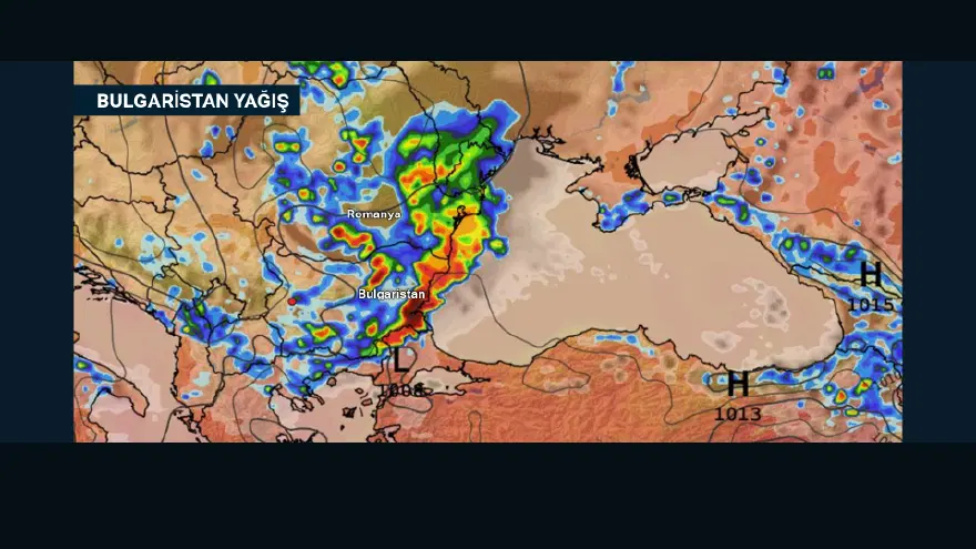Kırmızı kütle yaklaşıyor! AKOM'dan İstanbul için saatli uyarı. Bu akşam kente ulaşacak 