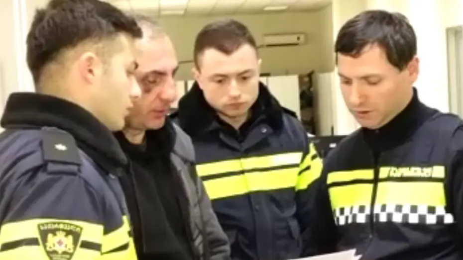 Gürcistan'da muhalefet lideri Elisaşvili, kundaklama girişimi iddiasıyla gözaltına alındı