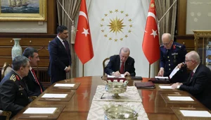 Yüksek Askeri Şura (YAŞ) kararları açıklandı. Hava Kuvvetleri Komutanı Rafet Dalkıran oldu Yüksek Askeri Şura (YAŞ) kararları açıklandı. Hava Kuvvetleri Komutanı Rafet Dalkıran oldu