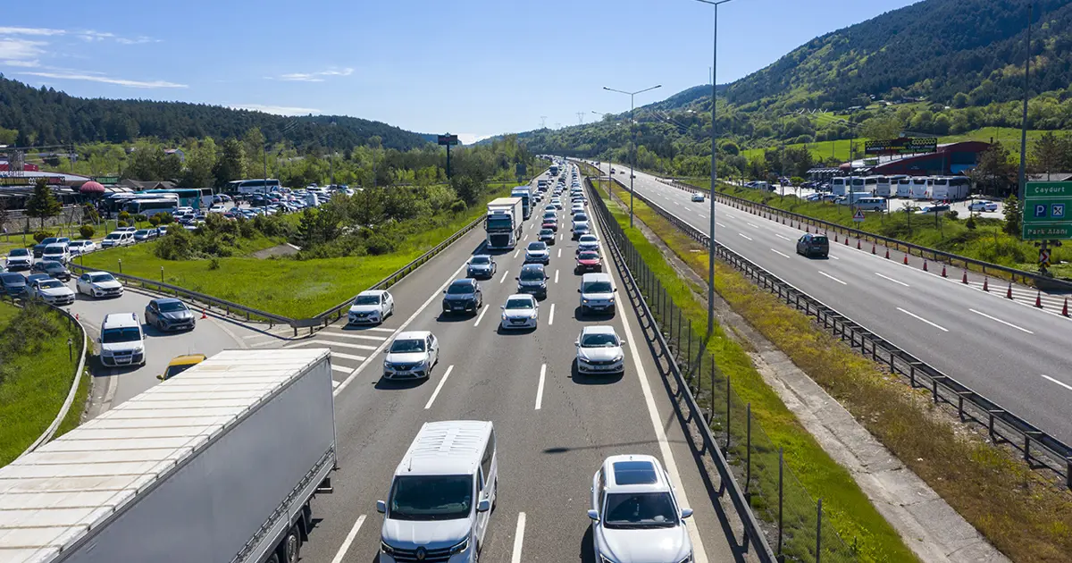 Bakan Çiftçi'den bayram dönüşü trafik uyarısı: "Önceliğimiz ceza değil tedbir"