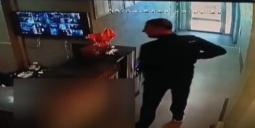 OTELDEN ÇIKIŞ ANI 1