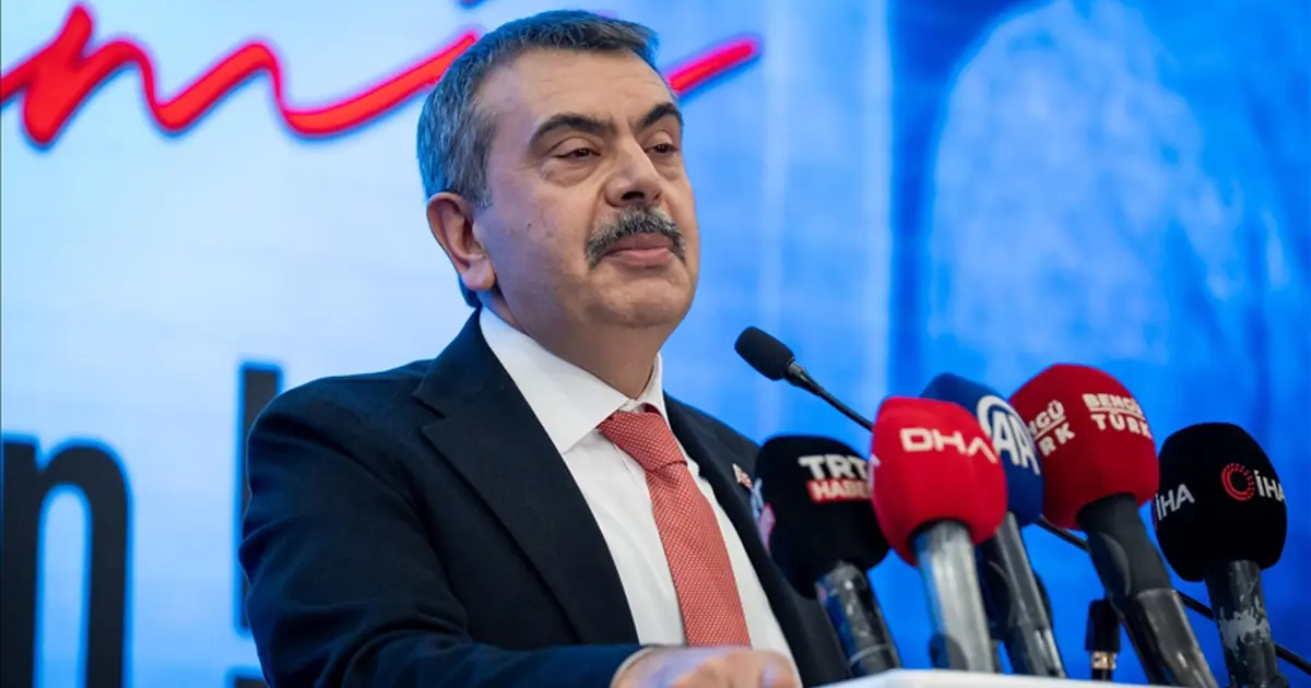 Milli Eğitim Bakanı Tekin: 100 öğrenciden 43'ü mesleki ve teknik liseleri tercih etti