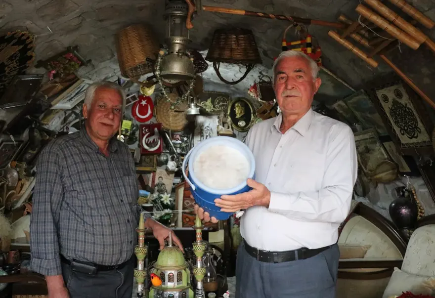 Hasta olan babaannesi için Erciyes'ten kar getirtti 2