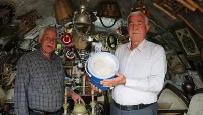 Hasta olan babaannesi için Erciyes'ten kar getirtti