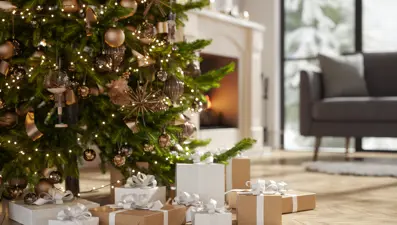 Yılbaşı ağacını süslemenin maliyeti 20 bin liraya kadar çıktı