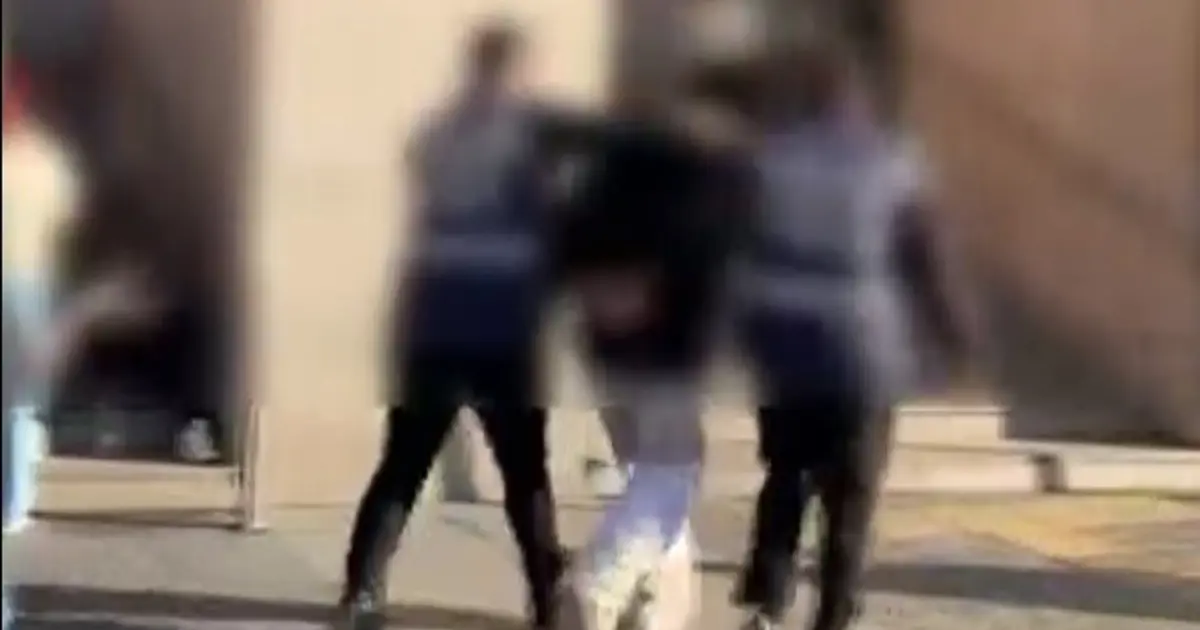 Kapı dürbününden komşusunu öldüren zanlı tutuklandı