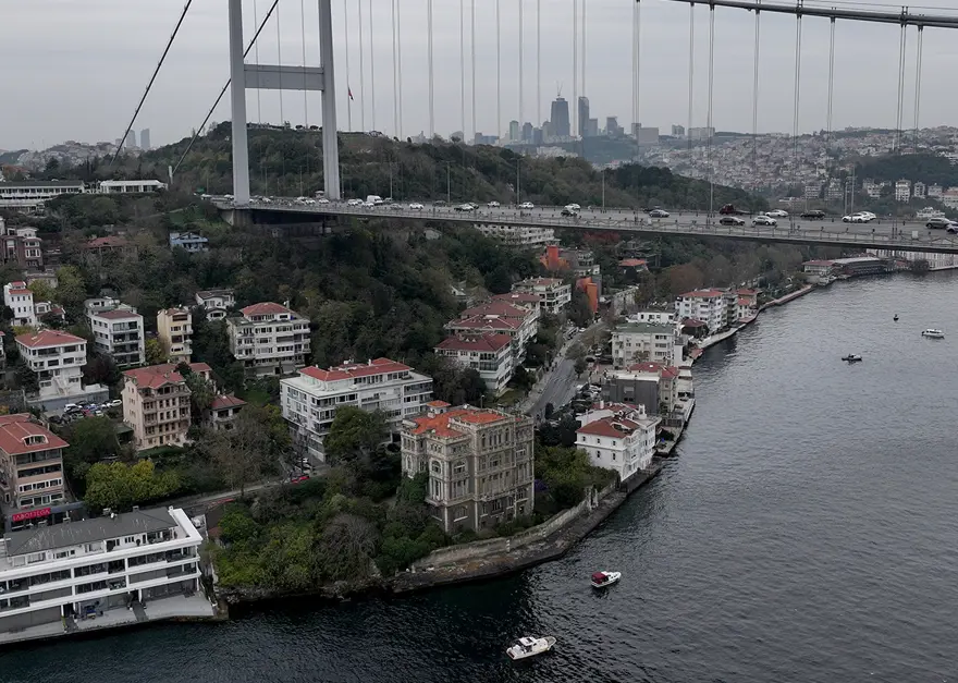 İhtişamıyla göz kamaştırıyor... Zeki Paşa Yalısı yeniden satışta 3