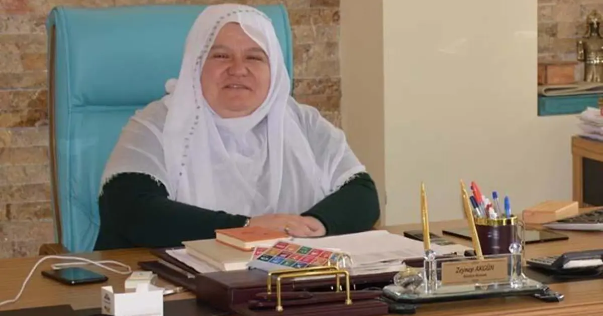 Mihalgazi Belediye Başkanı Zeynep Güneş'e kıyafeti için skandal sözler. Bir kişi gözaltına alındı