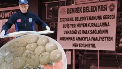 Zonguldak Devrek'teki pidecide mide bulandıran görüntü! Dün mühürlendi, bugün bu afiş asıldı